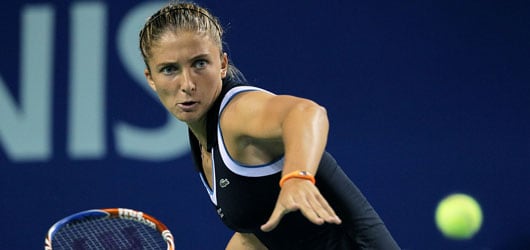 Errani e Vinci avanti senza intoppi