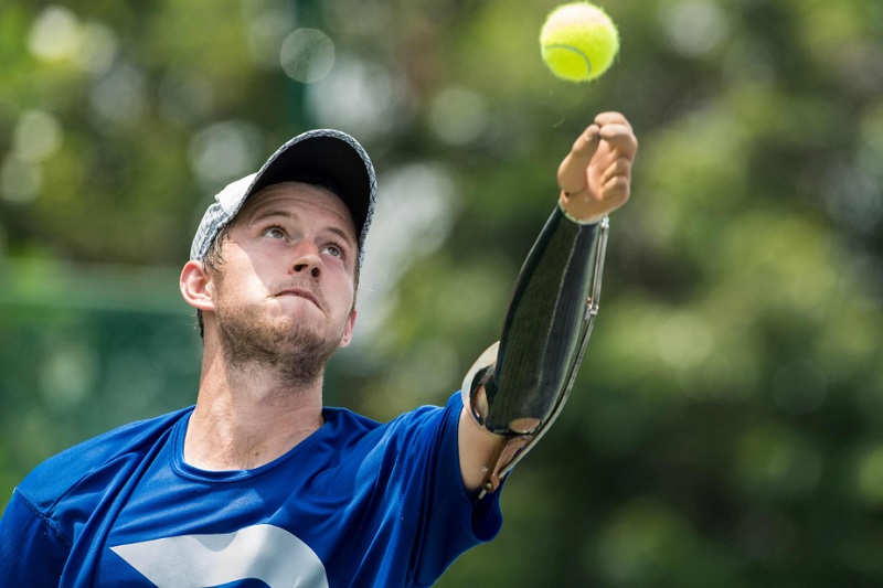 Il tennista senza un braccio (ma con un punto ATP)