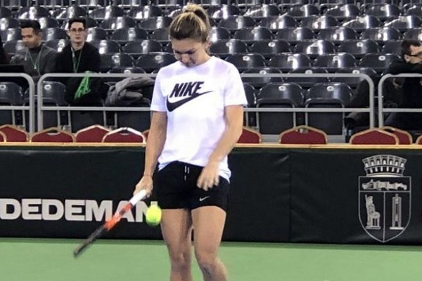 Simona Halep vestirà Nike. E la Sharapova…