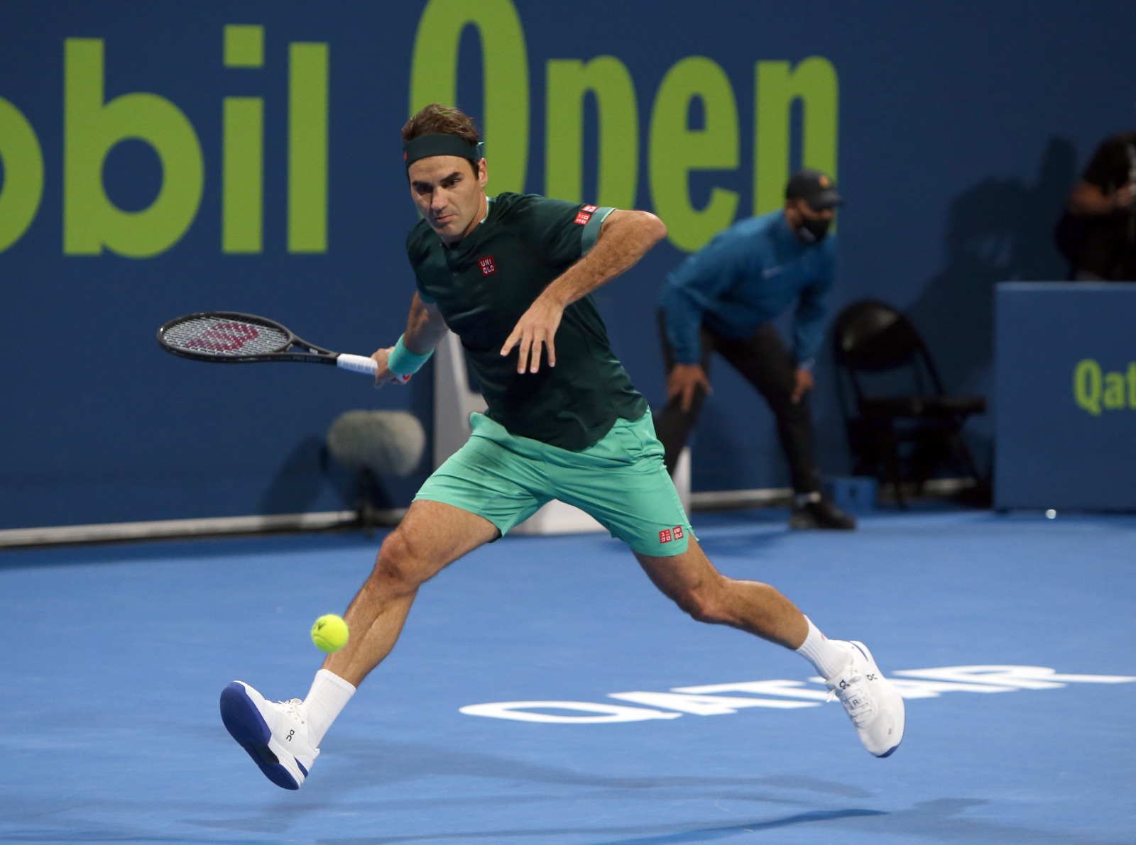 Federer debutta con le nuove On a Doha Il Tennis Italiano