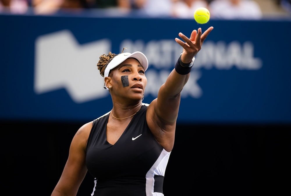 WTA 1000 Toronto: Serena Williams torna a vincere dopo 430 giorni, Halep spettacolare